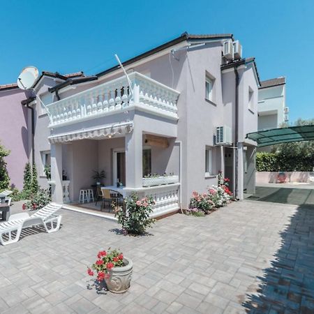 Zsa Zsa Holiday Home Srima Dış mekan fotoğraf