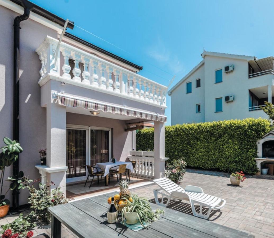 Zsa Zsa Holiday Home Srima Dış mekan fotoğraf
